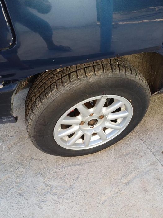 Audi 100 audiiiiiiaaaavbb hffgnkk vcfgb