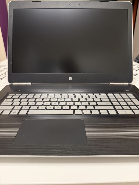 Laptop Pavilion 17 intel core i7