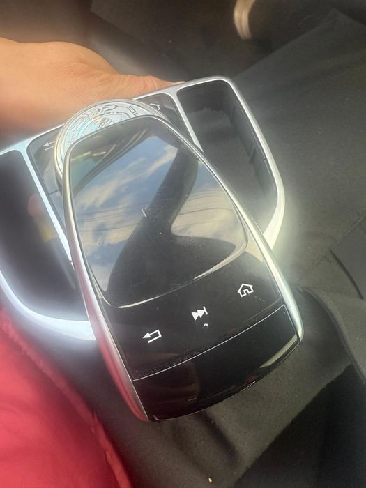 Бутон-Мишка - централна конзола Мерцедес