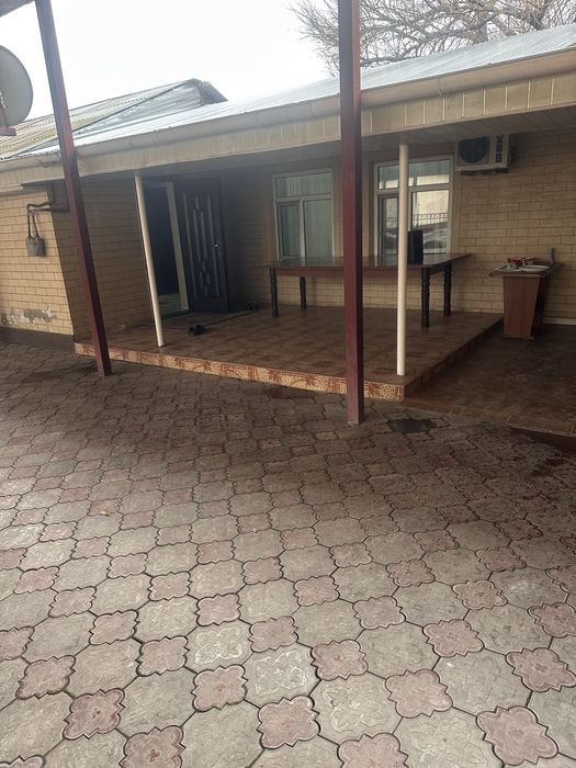 Гагарин мектептің қасында ж/е садиктің қасында