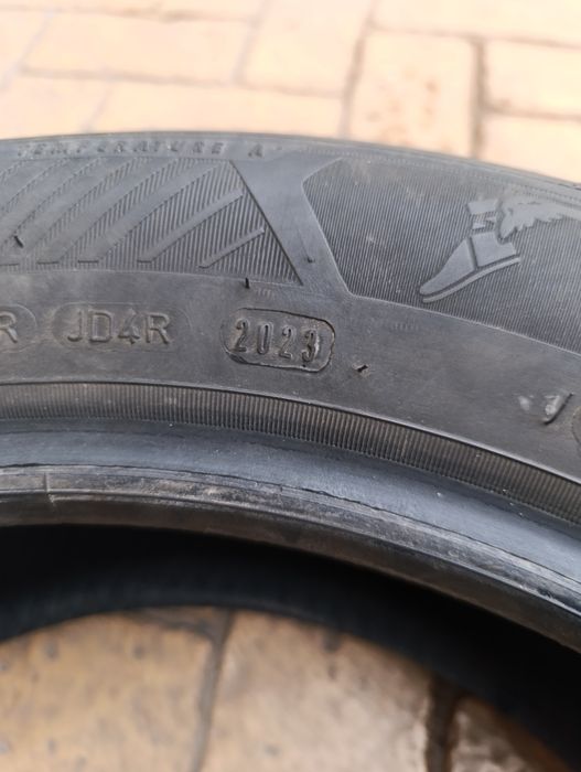 Летни гуми Good year 215/55/17 dot 2023