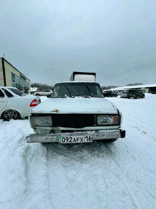 Продаю ваз 2104 .