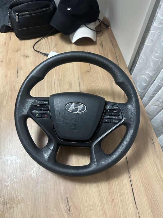 Руль Hyundai Sonata LF