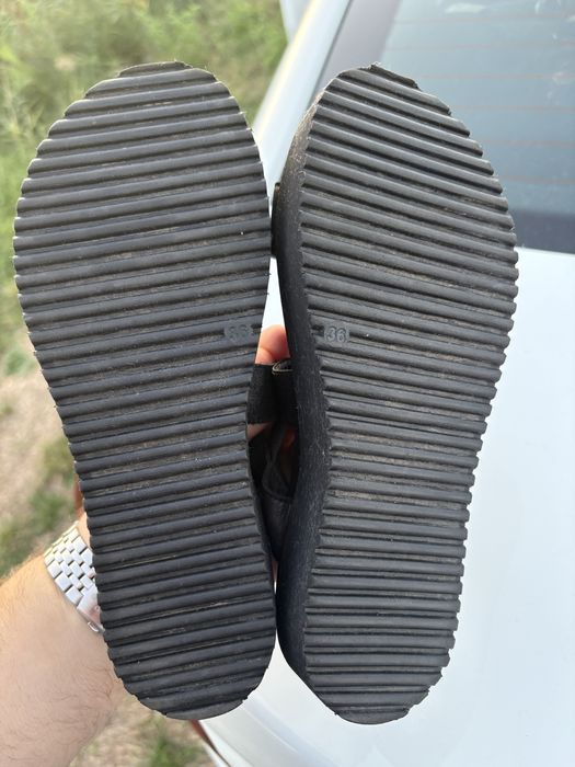 vand sandale noi din piele nr 36