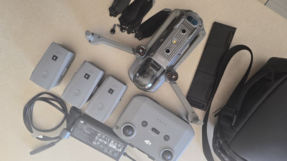 DJI Mavic Air 2 Fly More Combo