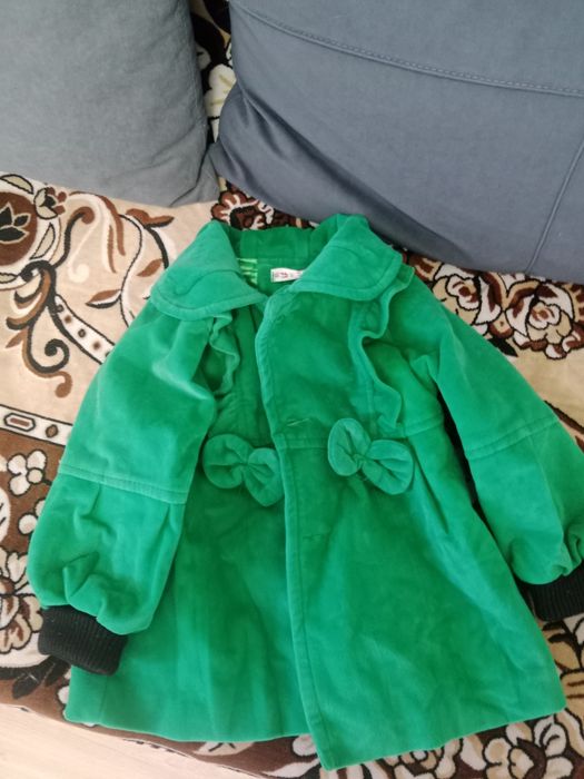 Продам одежду для девочки.