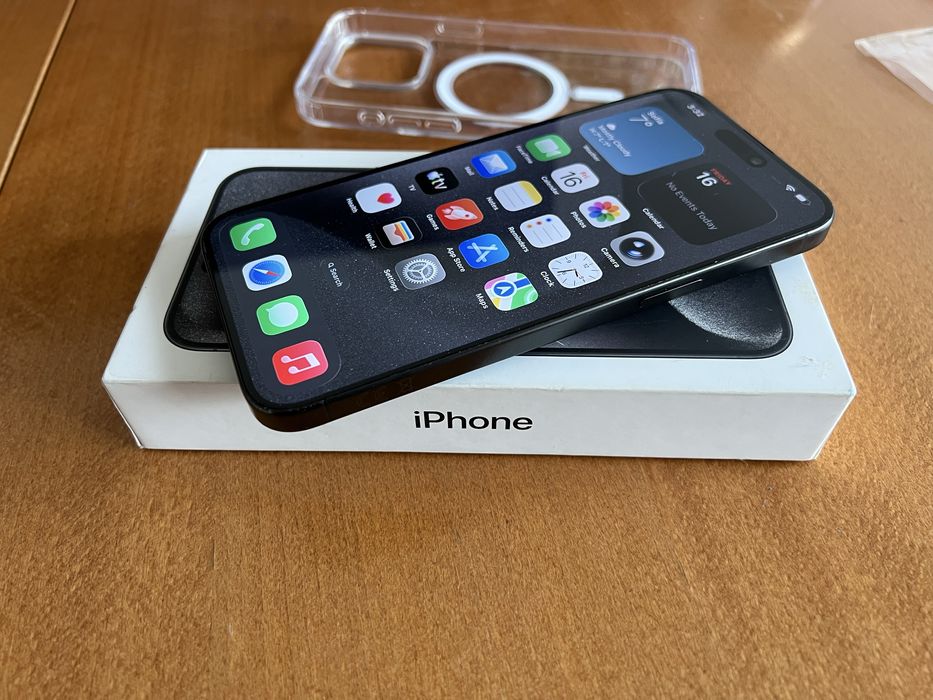 iPhone 15 Pro Max 256GB Black Titanium - пълен комплект