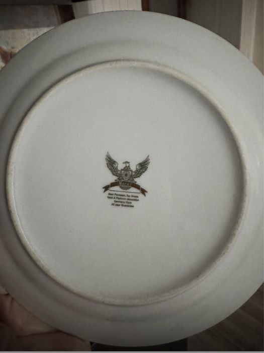 Чайно-столовый сервиз из фарфора