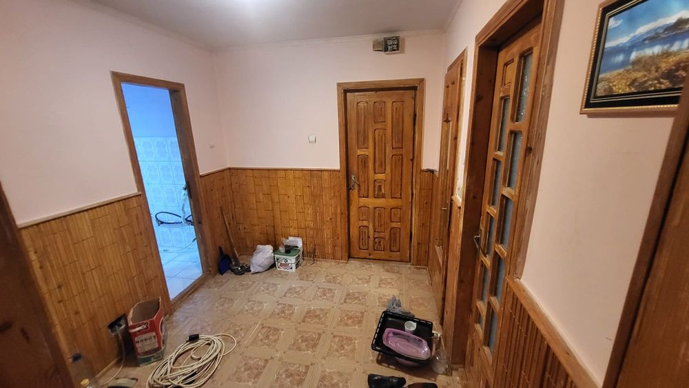 Vând apartament 2 camere, Tatarasti, Jud Bacau