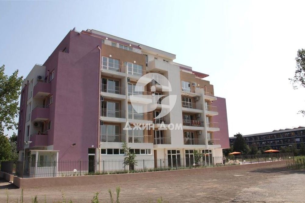 Продава се Двустаен апартамент в к.к. Слънчев бряг - 47 кв.м за 749 €/кв.м - Снимка #7