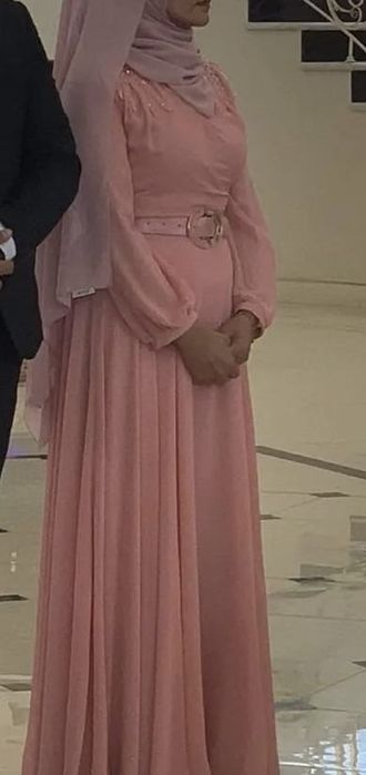 Платье вечернее