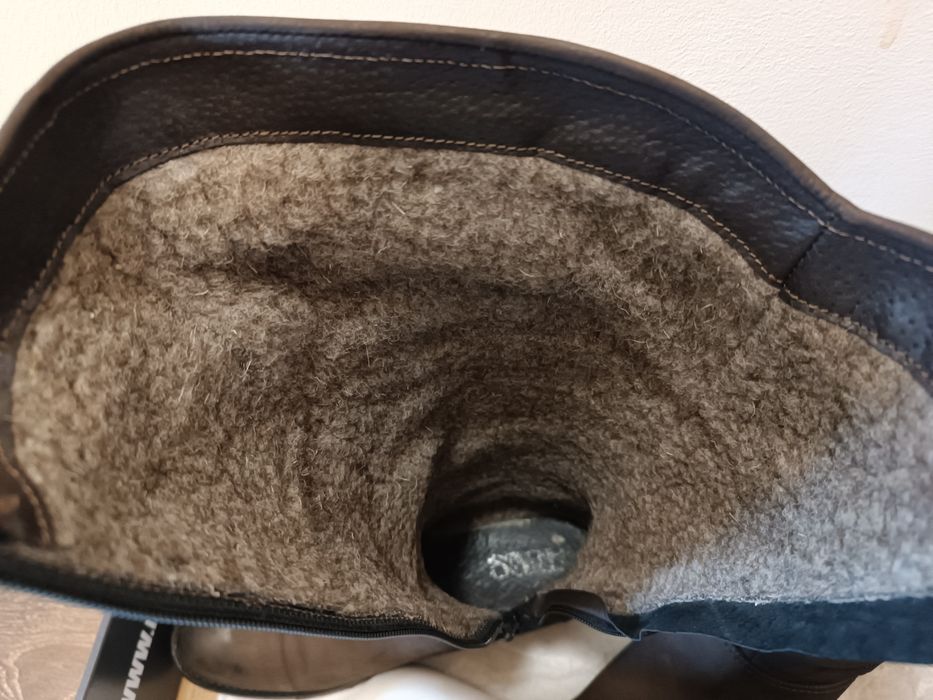 Зимни ботуши с естествена кожа и вълна