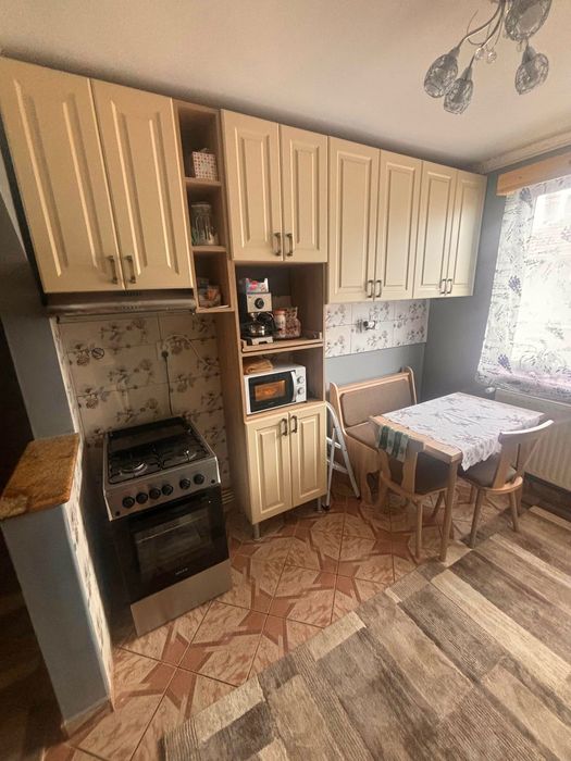 Apartament de cărămidă de vânzare