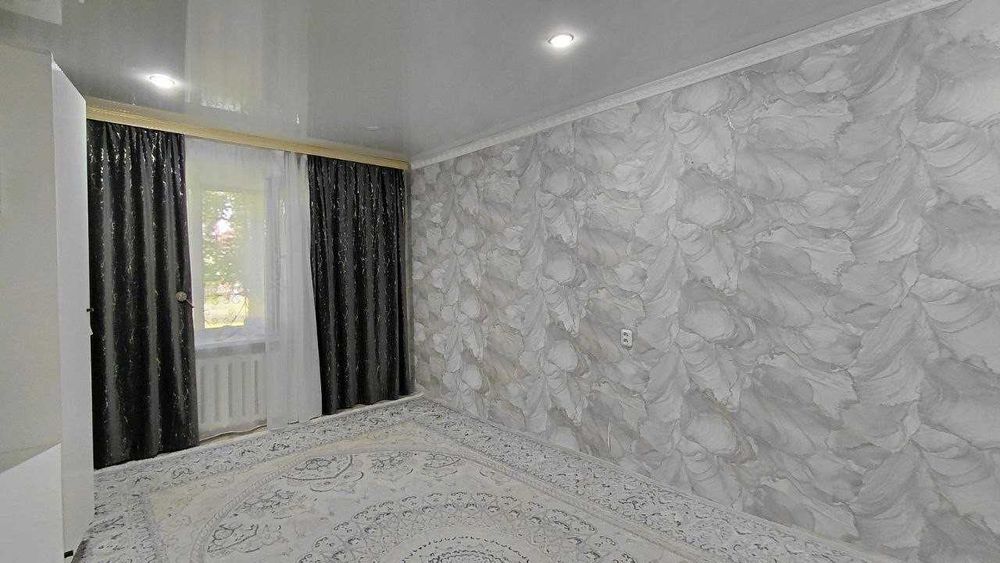 Продам 2 ком квартиру с ремонтом все рядом