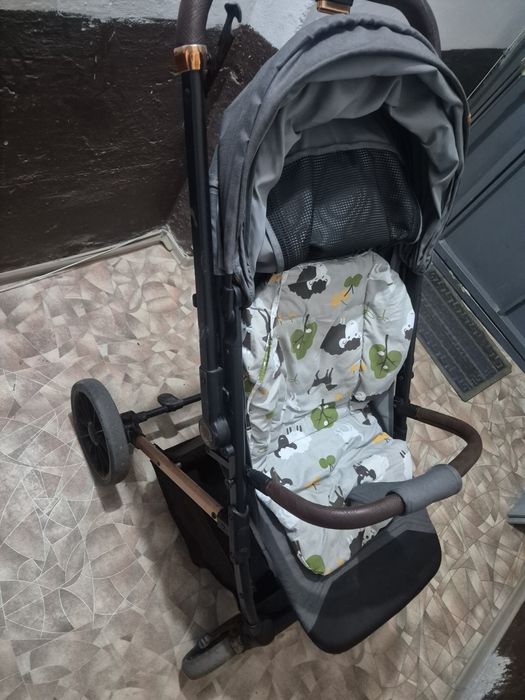 СРОЧНО СРОЧНО!!!Продам коляску зима-лето