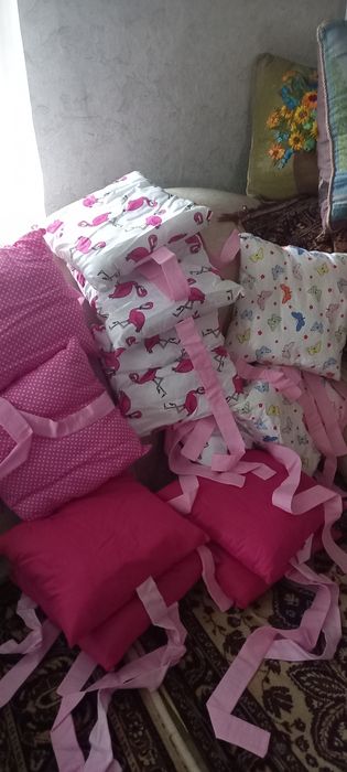 Бортики для детских кроваток