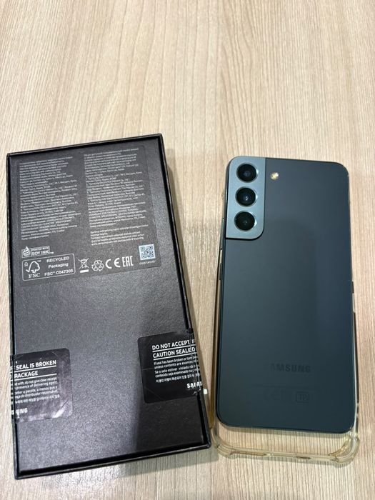 Продам Самсунг S22