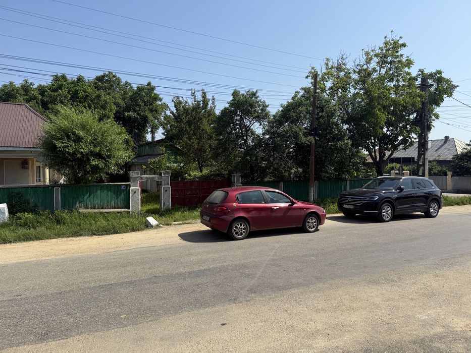 Casa + teren in zona centrala Ruginesti