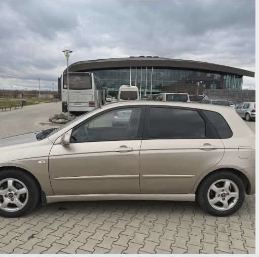 Vand urgent Kia cerato