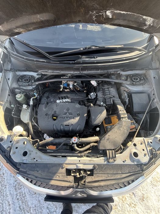 Митсубиши аутландр