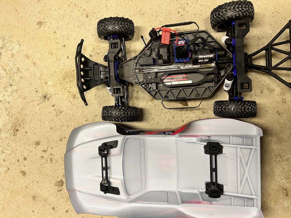 TraxxasSlash4x4 brushless 2026