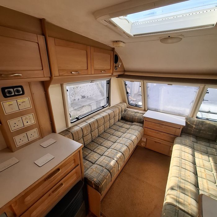 Corona compass каравана
