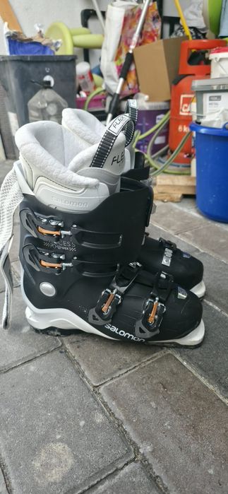 Casca Atomic si clapari Salomon