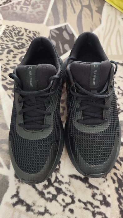 Adidasi Under Armour