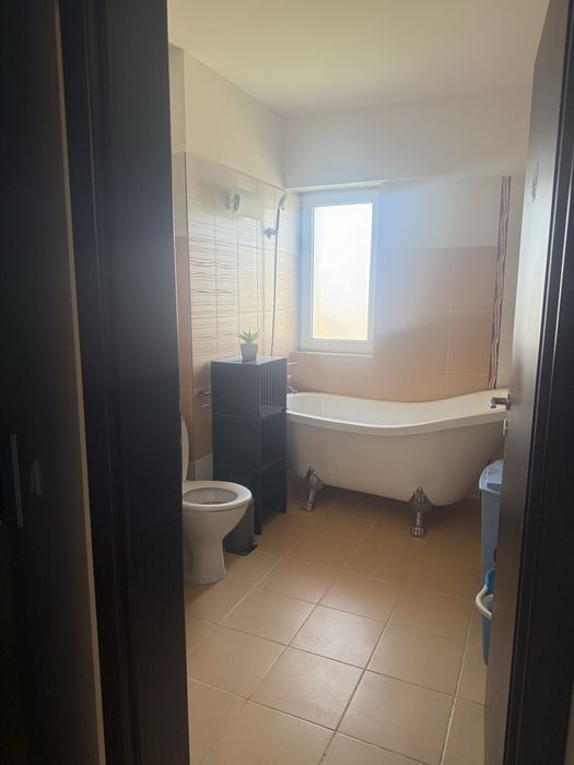 PF inchiriez apartament cu 2 cam 70 mp