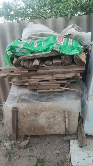 Отдам бесплатно самовывоз  дрова