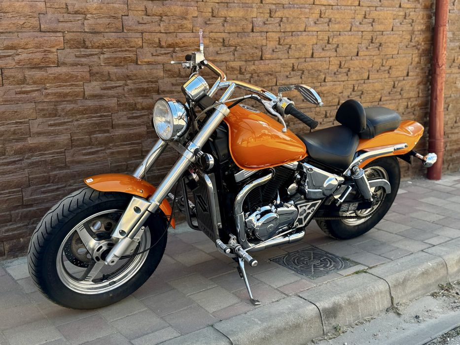 Suzuki Marauder VZ 800