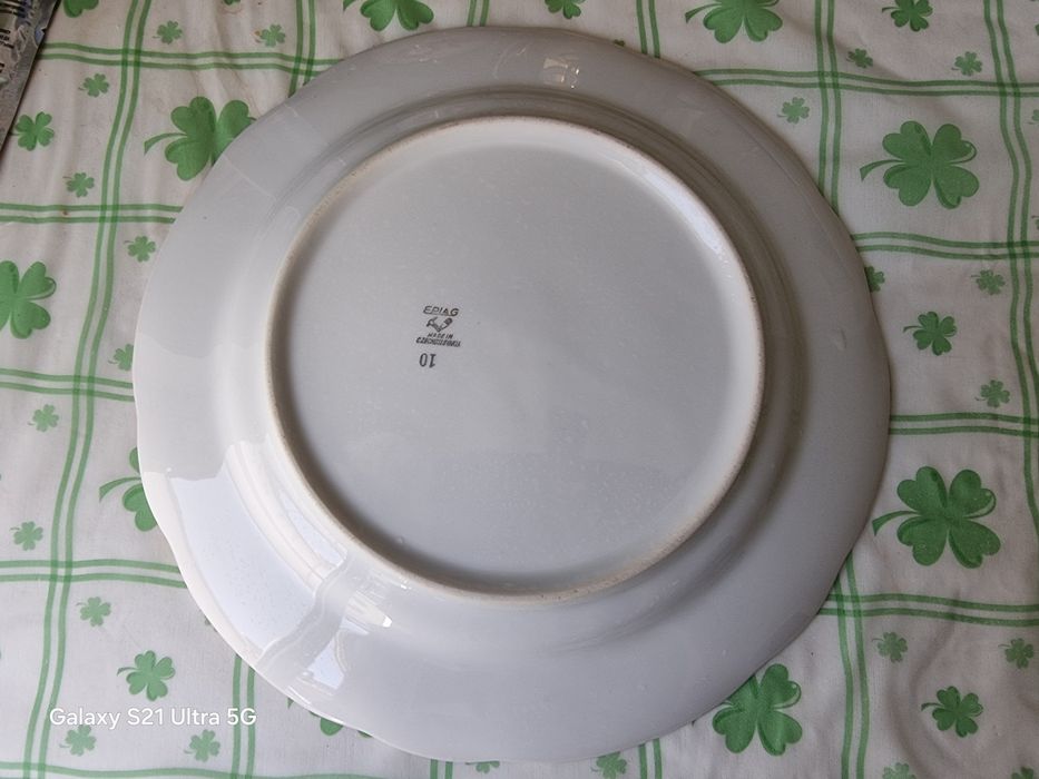 Соусник винтажный+ овальное блюдо +круглая тарелка из той же коллекции