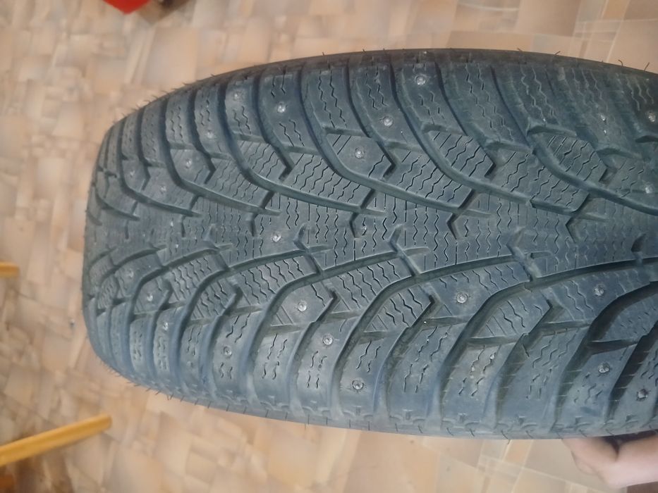 Продам зимнею резину 205х55х17