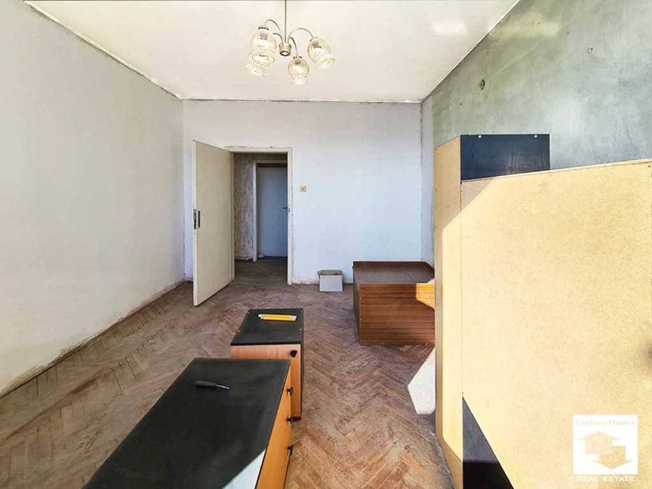 Продава се Тристаен апартамент в Велико Търново, Център - 80 кв.м за 702 €/кв.м - Снимка #3