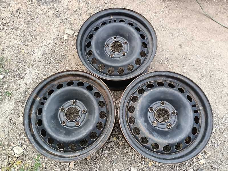 Продам оригинальные металлические диски на автомашину Opel