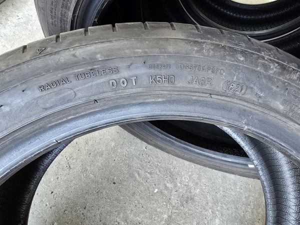 235/45/18 DUNLOP 4бр