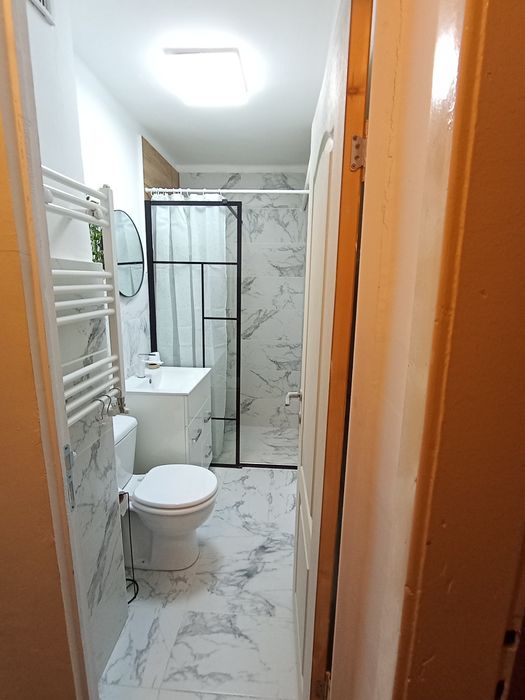 Proprietar, ofer spre închiriere apartament cu 2 camere, pe Bd. Victor Babeș