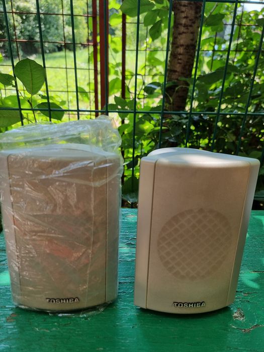 Vand boxe satelit Toshiba 2 buc