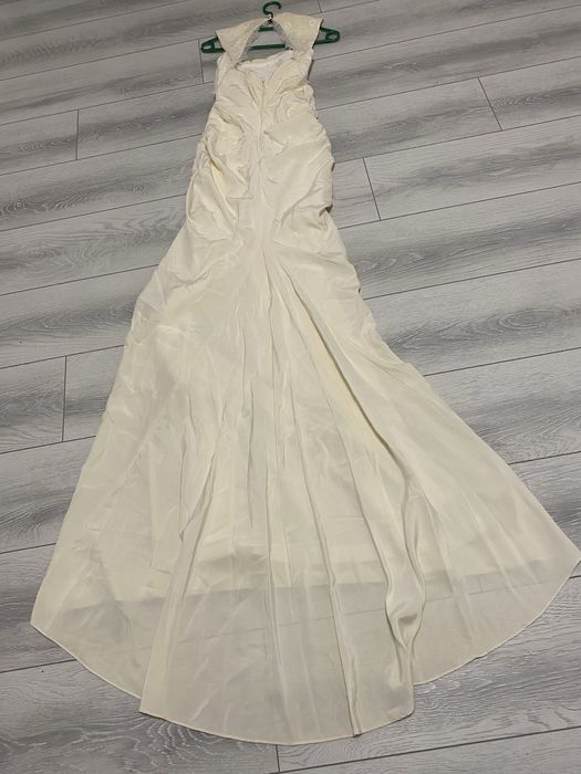 Rochie mireasa matase