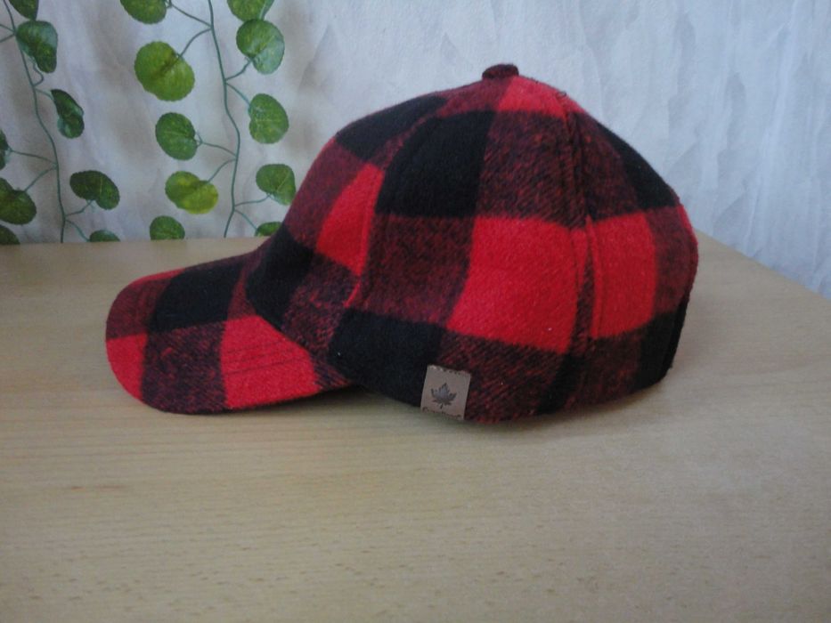 Canadiana/нова канадска зимна шапка