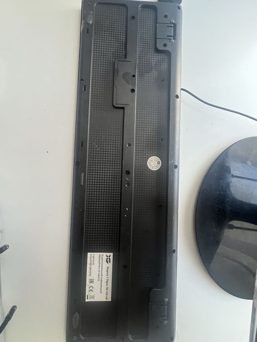 Монитор 18.5" Samsung SyncMaster B1930NW