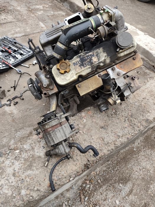 Мотор Nissan 2.7