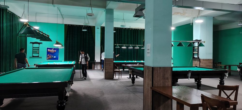 Billiard stollari sotiladi