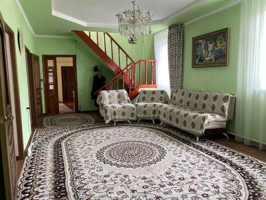 Үй сатылады