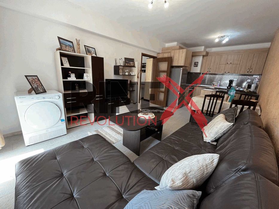 Дава се под наем Едностаен апартамент в Пловдив, Център - 65 кв.м за 590 € - Снимка #8