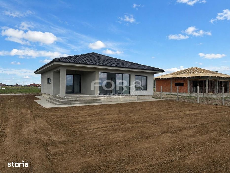 Casa moderna 4 camere, 830mp teren, de vanzare in Alparea Bihor