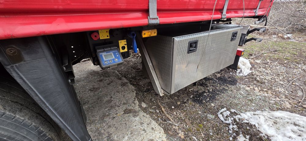 Vând,schimb semiremorca SCHIMTZ