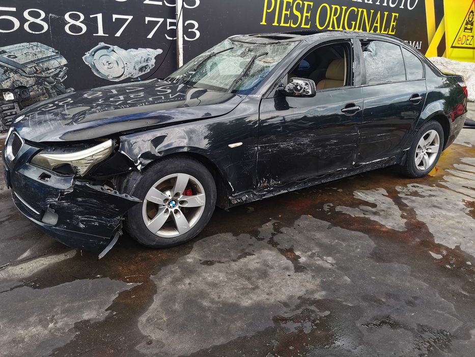 dezmembrez BMW e60 530 d 231 cai facelift/ bara spate e60/usa fata e60