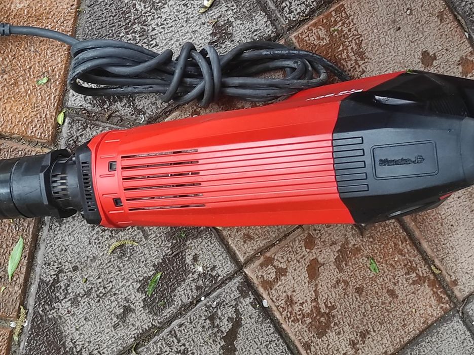 Demolator HILTI TE 80-AVR că și nou
