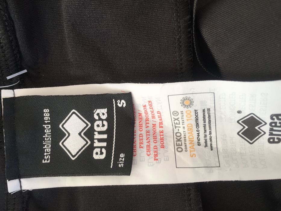 Спортен черен клин S размер